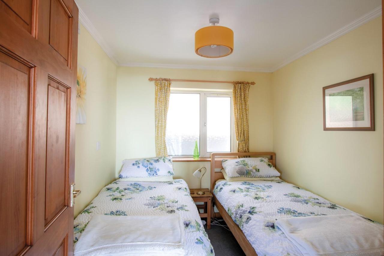 Appartamento Bronllys Farm Coastal Self-Catering Llanelli Esterno foto