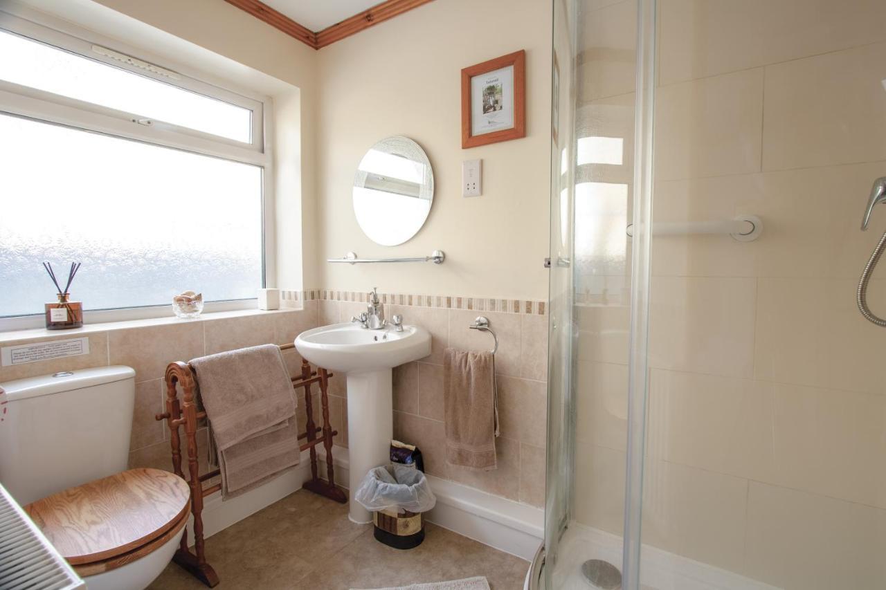 Appartamento Bronllys Farm Coastal Self-Catering Llanelli Esterno foto