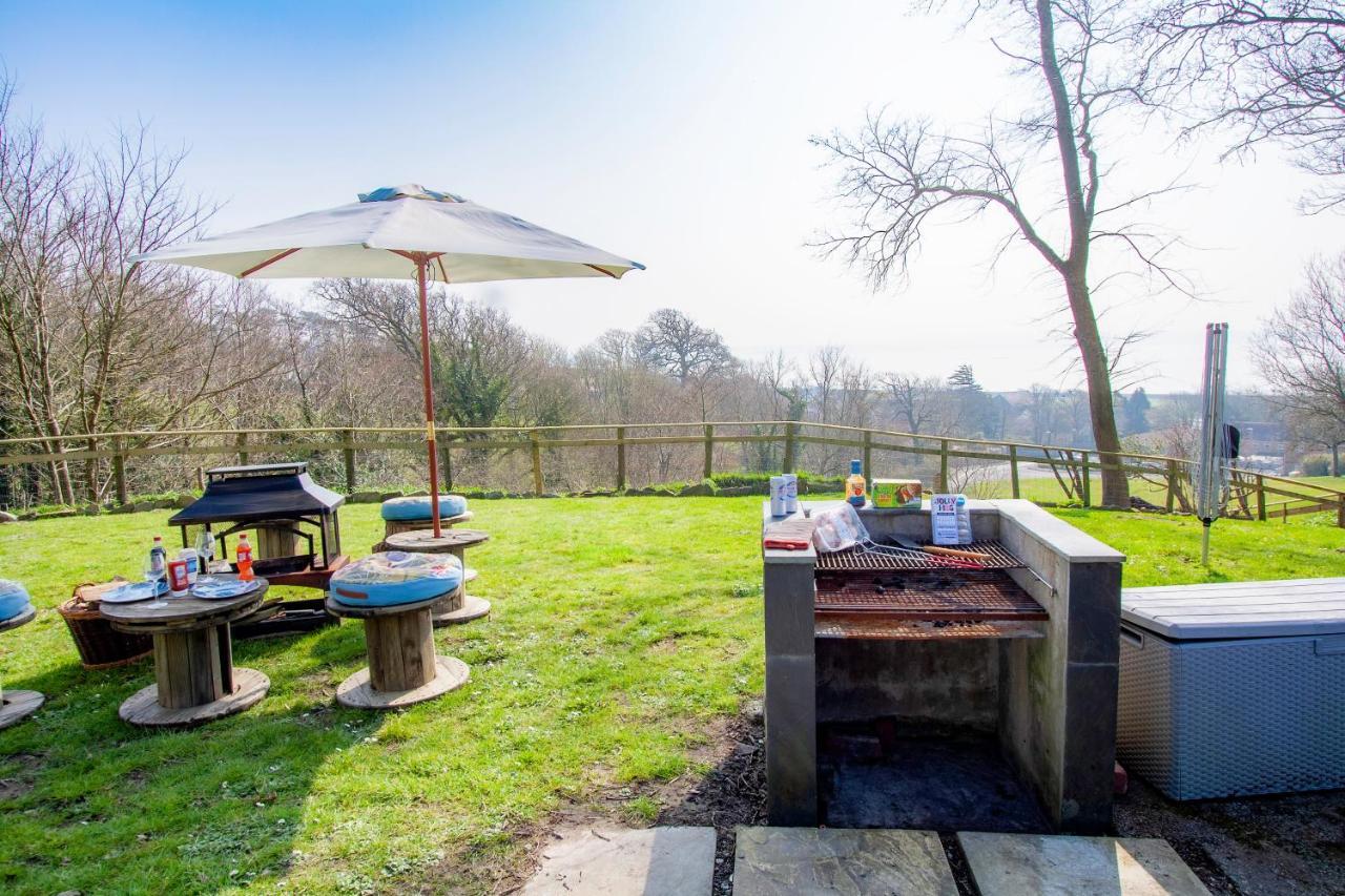 Appartamento Bronllys Farm Coastal Self-Catering Llanelli Esterno foto