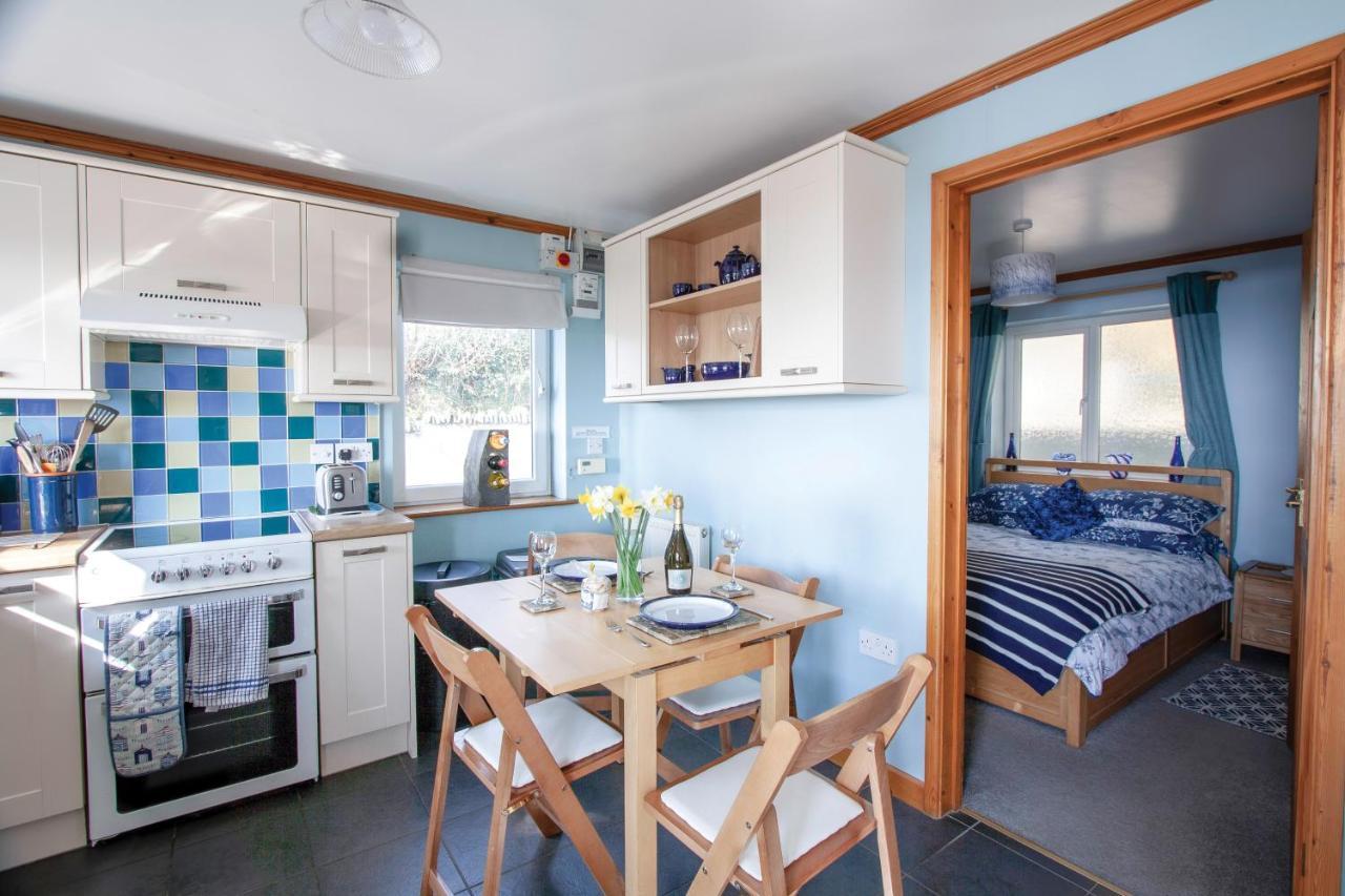 Appartamento Bronllys Farm Coastal Self-Catering Llanelli Esterno foto