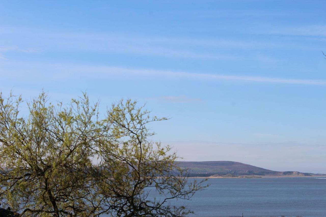 Appartamento Bronllys Farm Coastal Self-Catering Llanelli Esterno foto