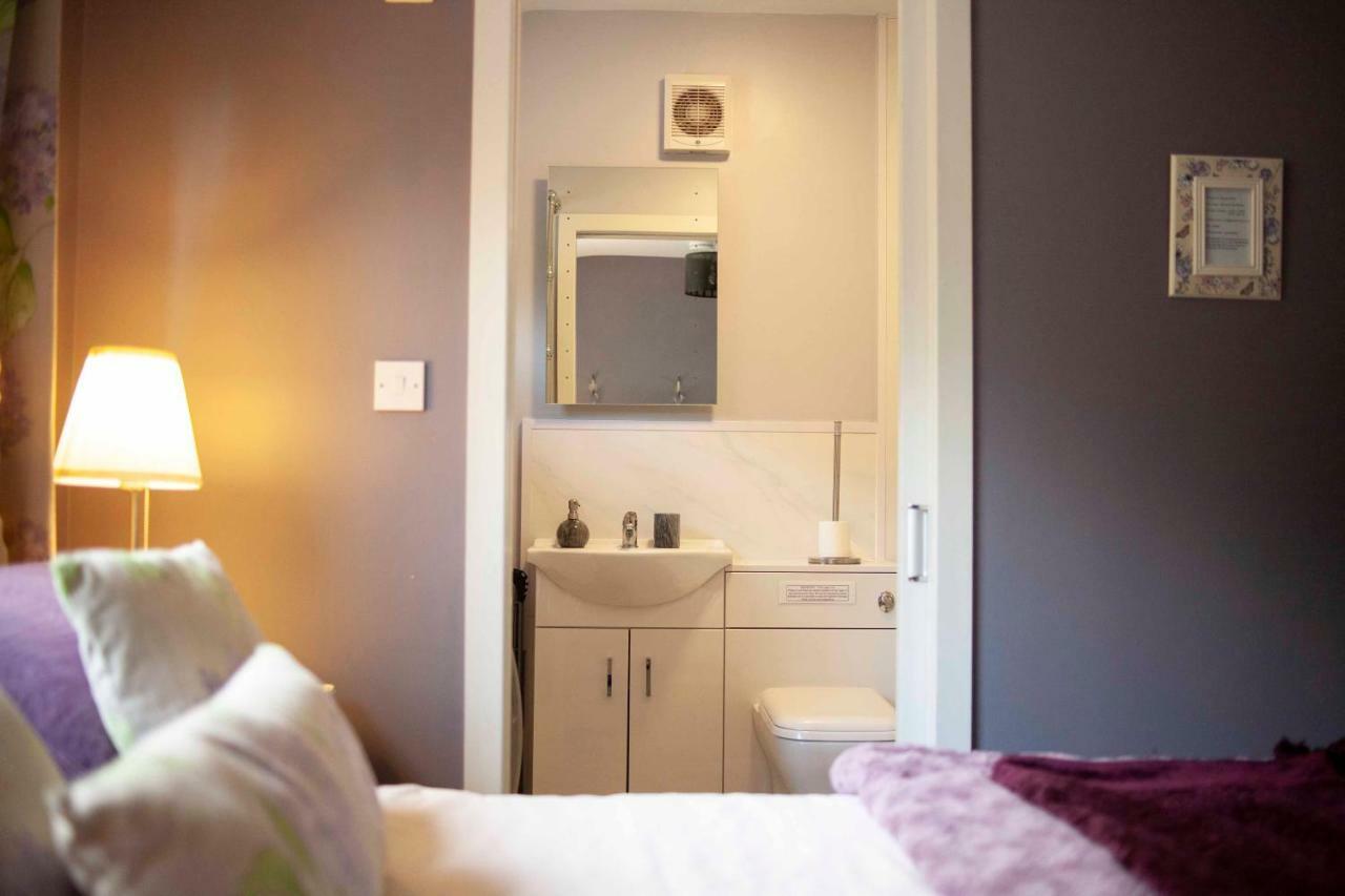 Appartamento Bronllys Farm Coastal Self-Catering Llanelli Esterno foto
